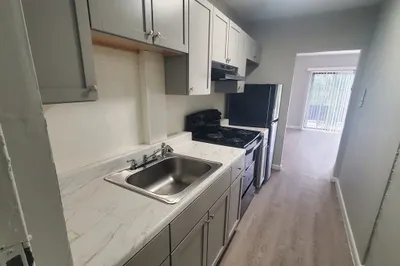 760 Cummins Highway #34 1