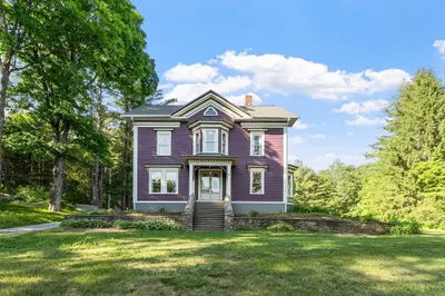 581 Wattaquadock Hill Rd 1
