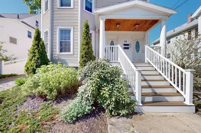 46 Dearborn St #2