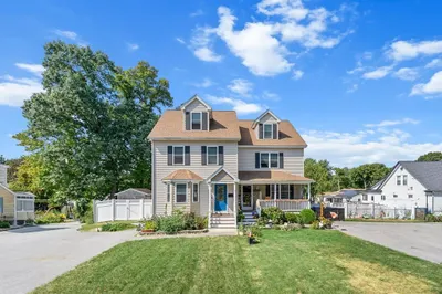 7 Barry Ave #7 1