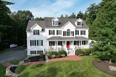 120 Benjamin Rd 1