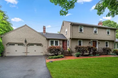 35 Mill St 1