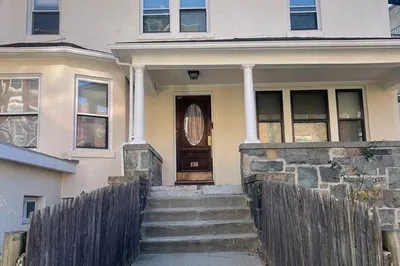 136 Chiswick Road #3