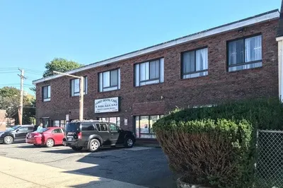 174 Spring St #4 1