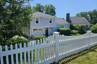20 Burg Ave 1