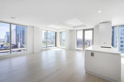 135 Seaport Boulevard #1120 1