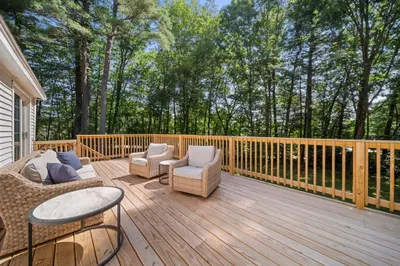 21 Woodman Rd