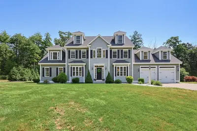 22 Chamberlains Mill Ln 1