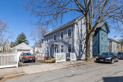 13 Andrew Street #1