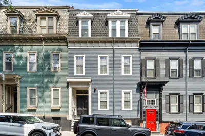 16 Trenton St #3 1