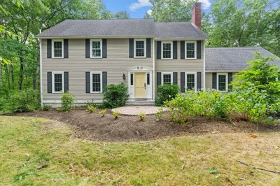 218 Whiley Rd 1