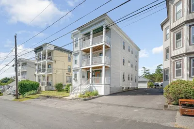 17 Sturgis St #3 1