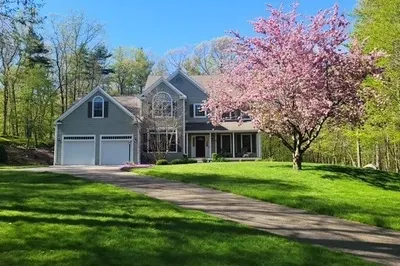 11 Sholan Circle 1