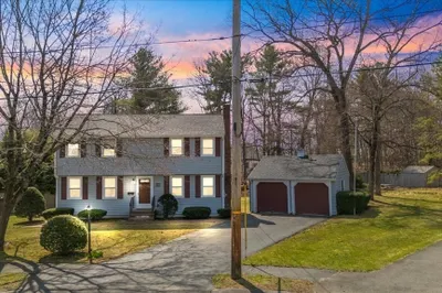 21 Bayberry Rd