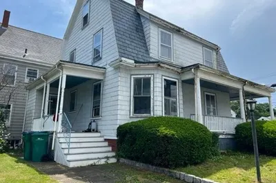 88 Western Ave 1