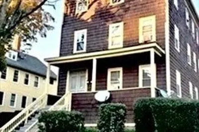 211 Vernon St #1 1