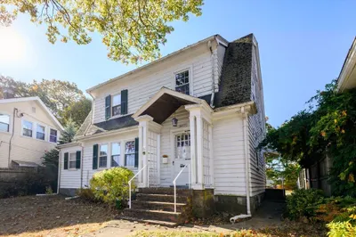 1427 Quincy Shore Dr