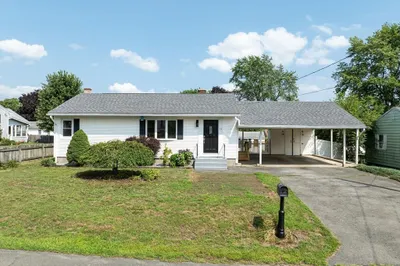 13 Lorimer St