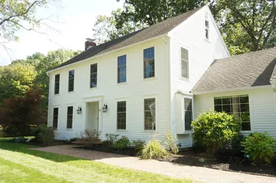 20 Marshall St
