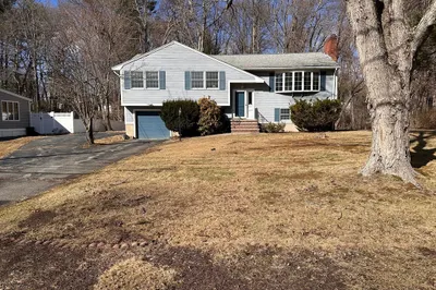 13 Phillip Ave