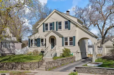 15 Hutchins Road