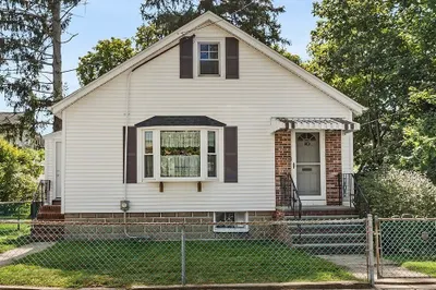 10 Joyce Kilmer Rd 1