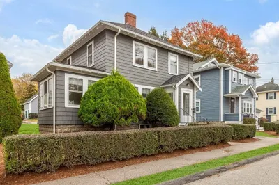 11 Larrabee St 1