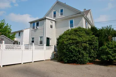 79 Sprague St 1