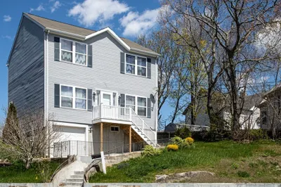 1950 Pleasant St