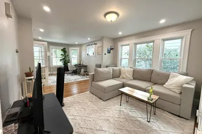 20 Metcalf St #1