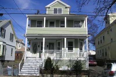 17 Stanley Ave #1