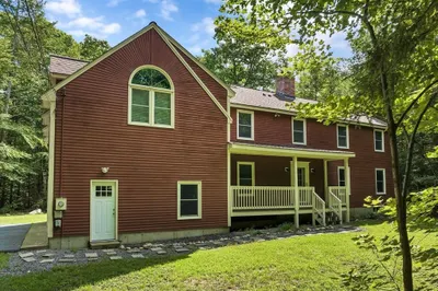 41 Taylor Dr 1