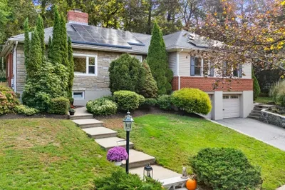 4 Sargent Rd