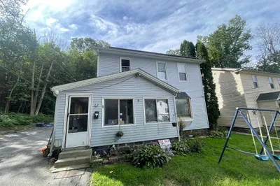 22 Taunton St