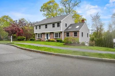 41 Sheffield Drive 1