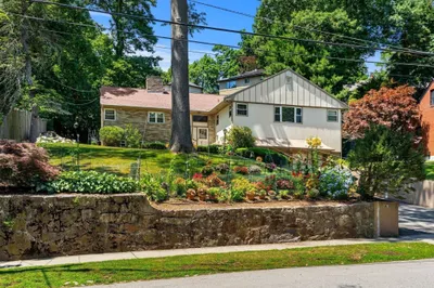 205 Gardner Rd 1