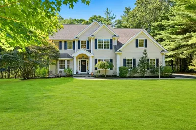 19 Bellows Rd 1