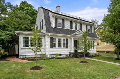 38 Upland Rd