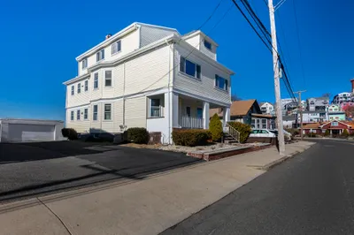 789 Shirley St #3 1