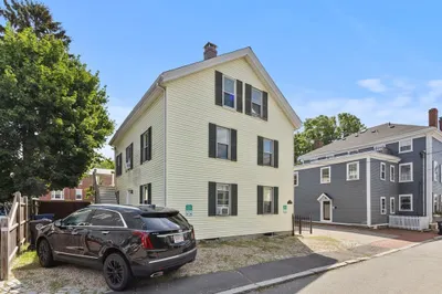 9 Hodges Court ##3 1