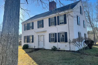 97 Crane St 1