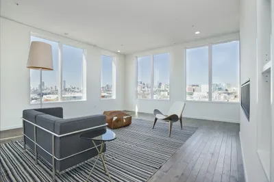 525 East First St #8 1
