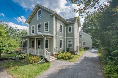 25 Munroe St 1