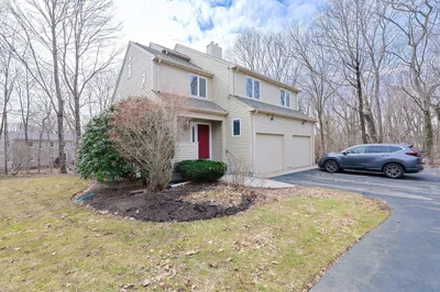 38 Poppasquash Rd #38 1