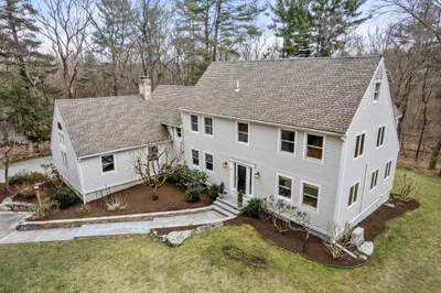 65 Woodland St 1