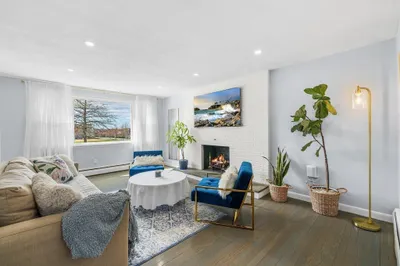 66 Newhall St 1