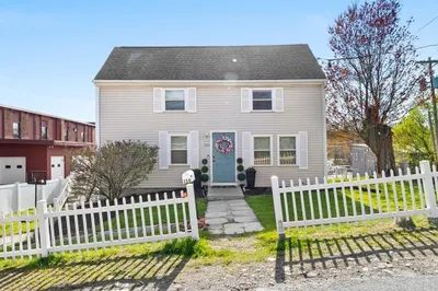 150 Hale St