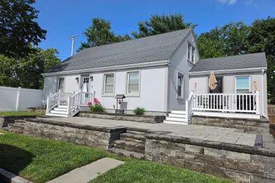10 Wayne St 1