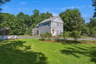 229-261 Belchertown Rd 1