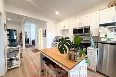 250 Elm St #3